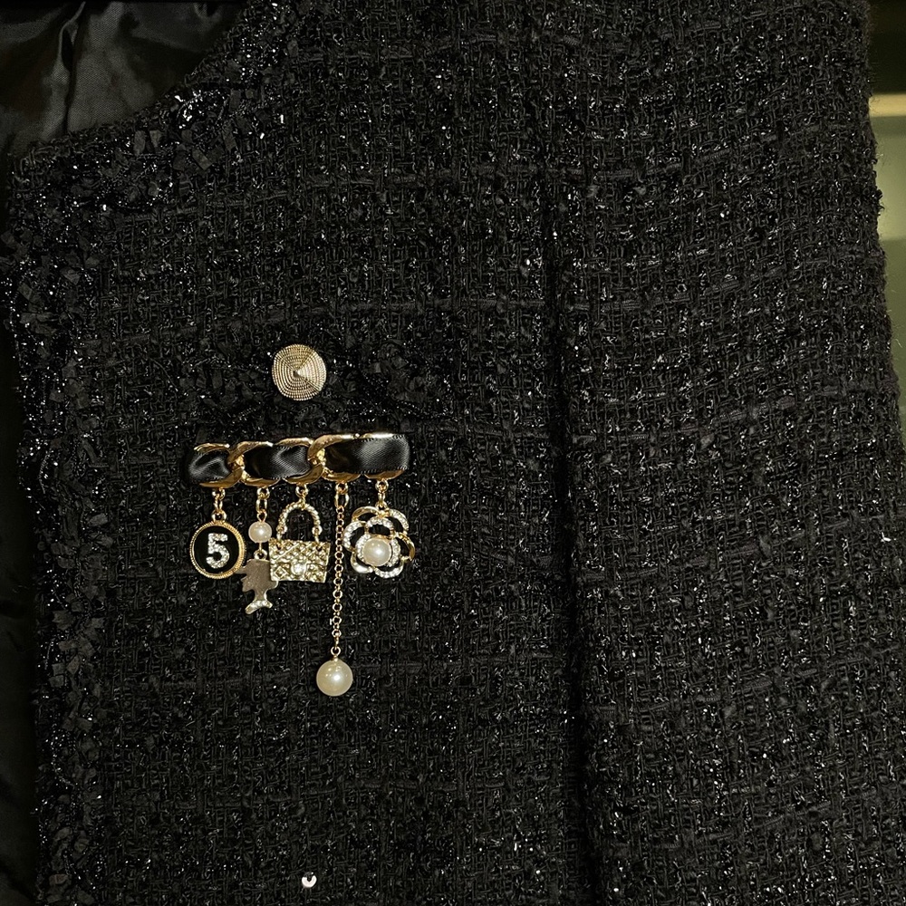 2 pieces set of brooches with pearl rhinestones